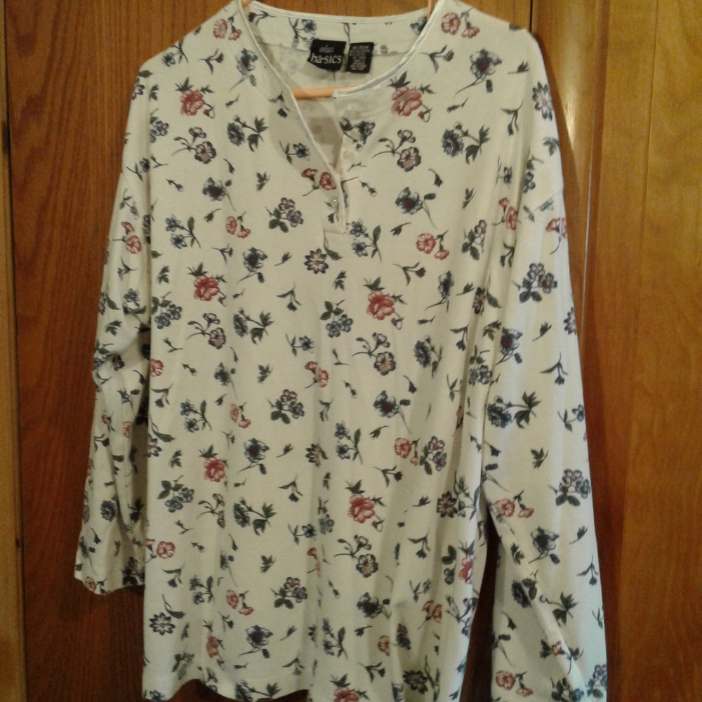 2 for $5. Womans Top